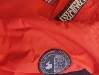 Anorak Napapijri naranja oscuro Talla M