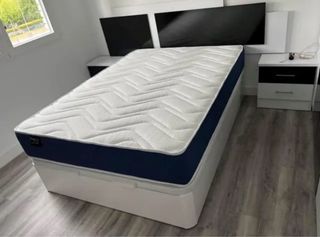 Liquidación:canapés y colchones armarios y sofasso