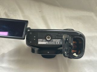 Cámara Canon EOS 70D para reparar o piezas