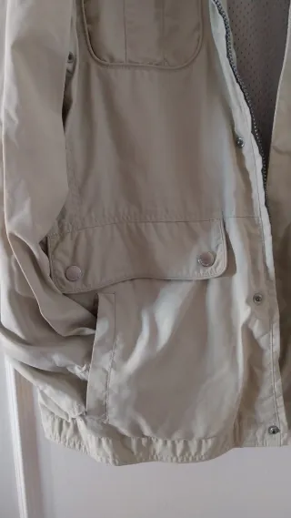 Parka beige hombre como nueva. Talla L