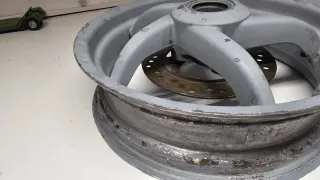 Llanta aprilia sr 13 polgadas con disco de freno