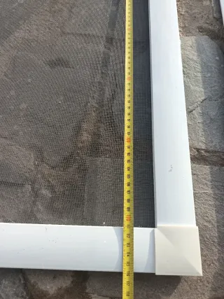 Mosquiteras correderas aluminio.