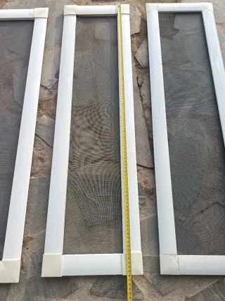 Mosquiteras correderas aluminio.