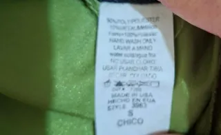 Abito elegante verde con scialle