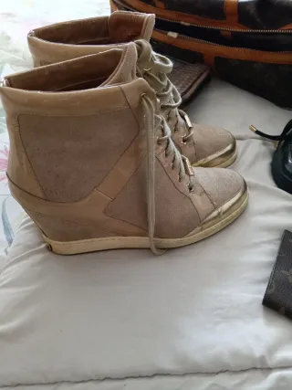 Colección Louis Vuitton: Bolsos y Zapatos