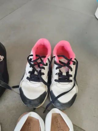 Lote Calzado Talla 31.