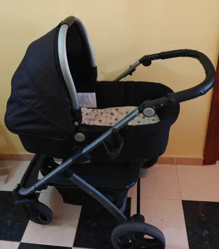 Cochecito de bebé, capazo y silla de recién nacido
