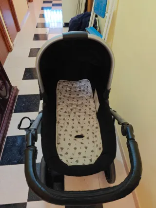 Cochecito de bebé, capazo y silla de recién nacido