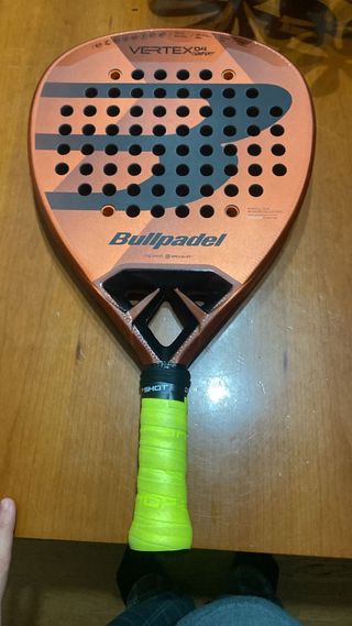 Pala de pádel Bullpadel Vertex 04