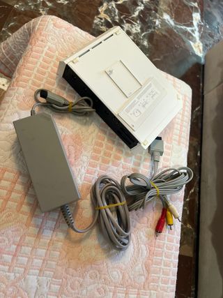 Consola Nintendo Wii Blanca sin mando