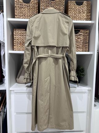 Trench Zara Talla XS