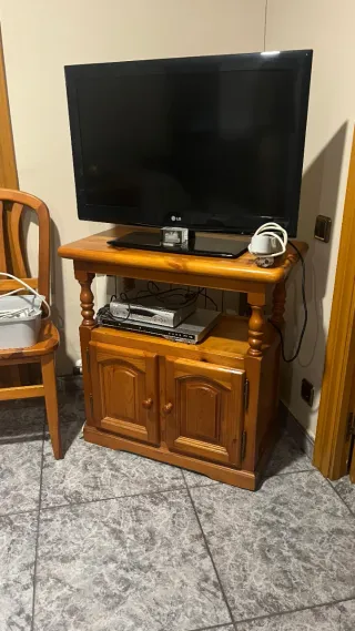 Mueble TV madera antiguo