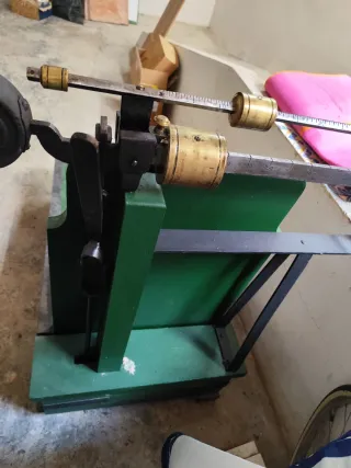 Báscula antigua de pesaje restaurada.