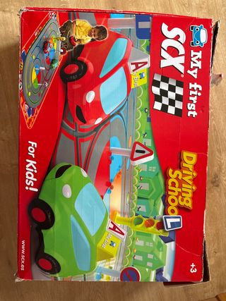 SCX My First Driving School para niños