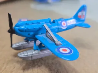 Colección Coches, Trenes y Aviones Kinder