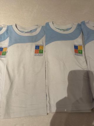 Lote 5camisetas uniformes guardería/colegio manga