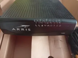 Router ARRIS TG862