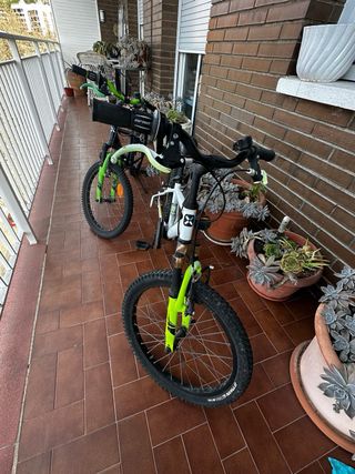 2 Bicicletas Infantiles B'Twin 20