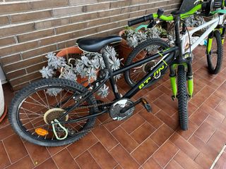 2 Bicicletas Infantiles B'Twin 20