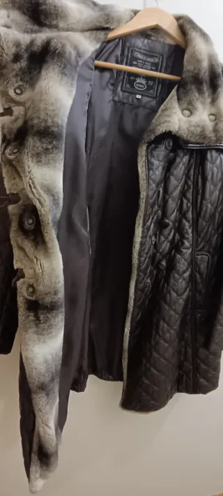 Abrigo DonDaj Marrón Acolchado