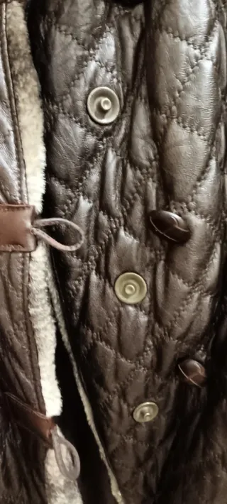 Abrigo DonDaj Marrón Acolchado