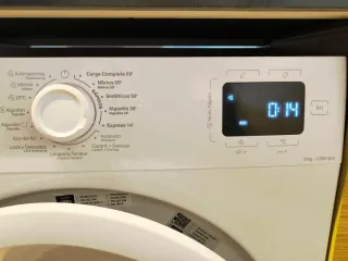 Impecable Lavadora Indesit Clase A, 9K