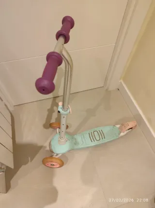 Patinete infantil de 3 ruedas