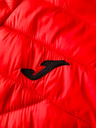 Chaqueta Joma roja