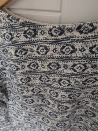 Jersey estampado beige y azul