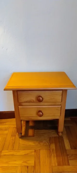 2 Camas 90x200, Cabeceros, Colchones y mesitas