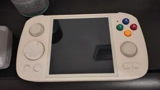 Ambernic RG Cube blanca