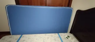 Colchón, base y almohada para cama de 1'05 metros.