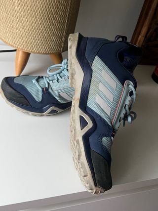 Zapatillas Adidas Terrex Talla 39,1/3