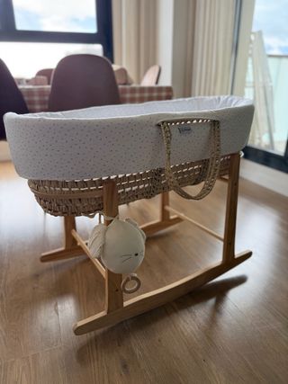 Moisés Bimbidreams con patas balancín