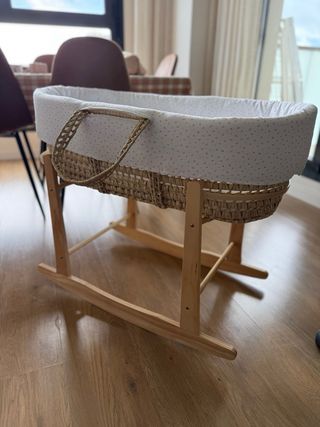 Moisés Bimbidreams con patas balancín