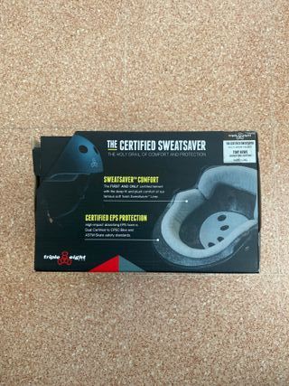 Casco Tony Hawk Sweatsaver Negro Triple Eight