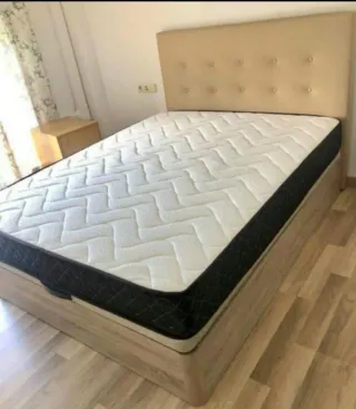 Canapés y colchones nuevos