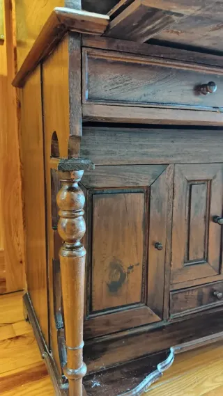 Escritorio antiguo madera maciza