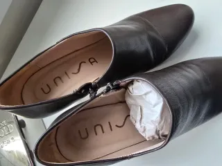 Botines de tacón marrón chocolate