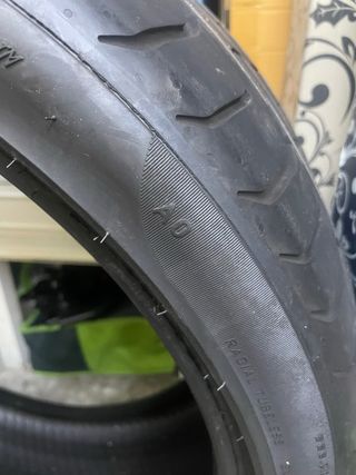Neumático Pirelli PZero 255/35 R20 97Y