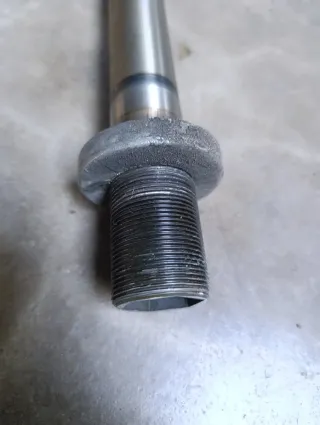 Perno e dadi forcellone Yamaha R6