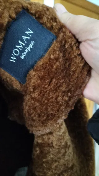 Abrigo piel vuelta con borreguito