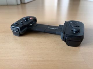 Mando Backbone One iPhone Lightning