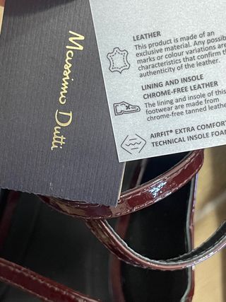 Zapatos Massimo Dutti tacón hebillas burdeos