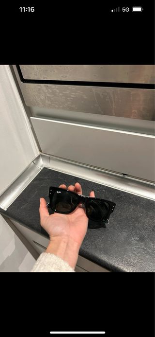 Gafas de sol Ray-Ban negras sin estrenar