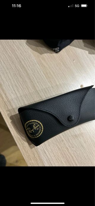 Gafas de sol Ray-Ban negras sin estrenar