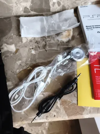 Scatola e accessori PSP