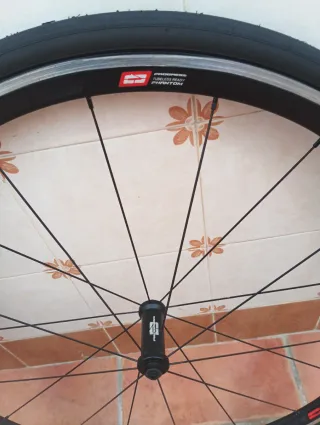 Ruedas de carretera muy ligeras