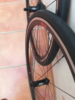 Ruedas de carretera muy ligeras