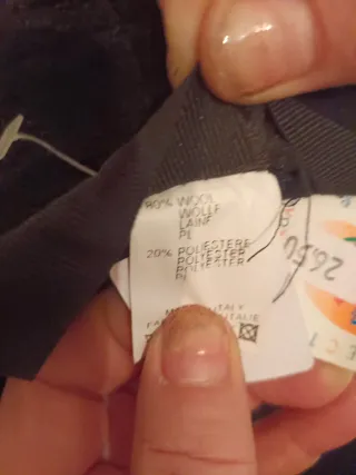 Gorro de paño negro